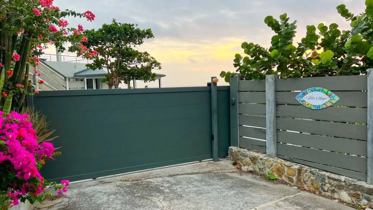 Keyless Entrance to paradise at any time to Villa Magic